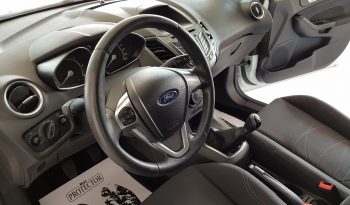 Ford Fiesta 1.5 TDCi 75CV 5 porte “PER NEOPATENTATI” completo