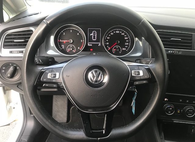 Volkswagen Golf completo