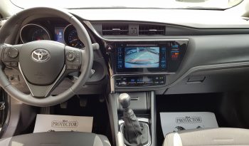 Toyota Auris Touring Sports 1.6 D-4D Active completo