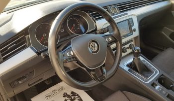 Volkswagen Passat Businessline 2.0 TDI “NAVI, RADAR, PDC” completo