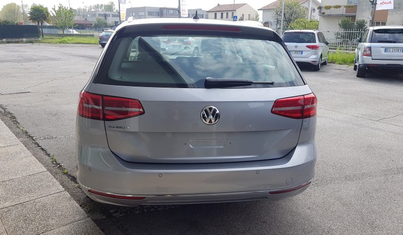 Volkswagen Passat 2.0 TDI DSG Executive Blumotion “PREZZO PROMO” completo