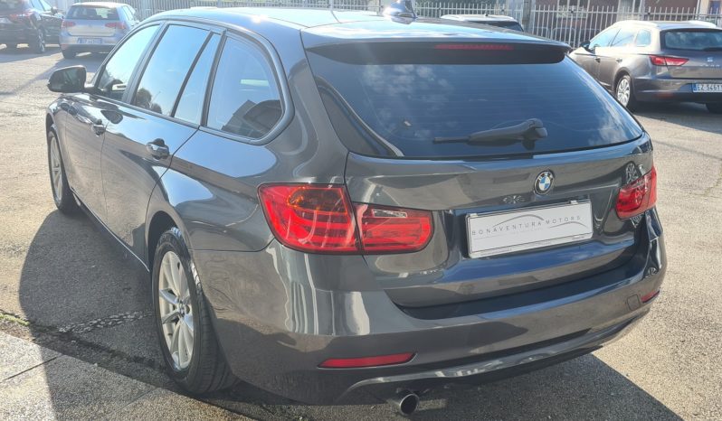 BMW 316 D Touring completo