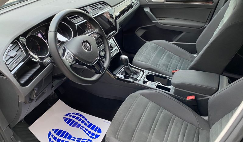 Volkswagen Touran 2.0 TDI 150 CV SCR DSG Executive – 7 Posti completo