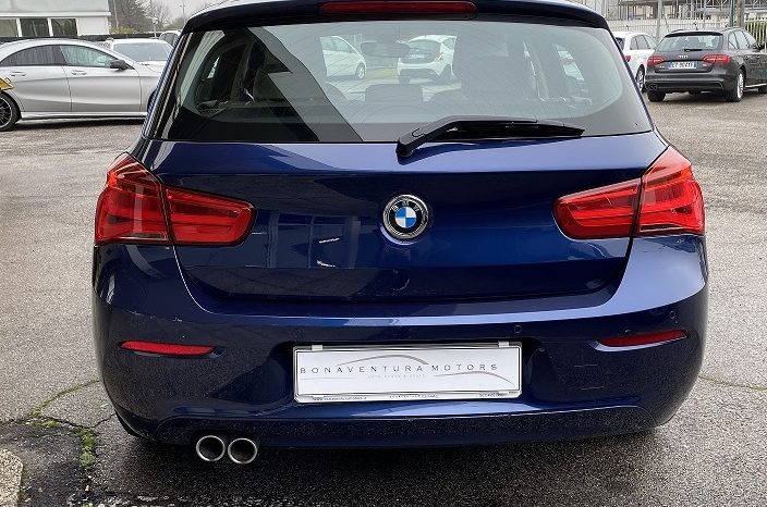 BMW 120D X-Drive 190 CV 5.p “NAVI-RADAR-PDC” completo