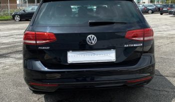 Volkswagen Passat Variant 2.0 TDI DSG Business “PDC-NAVI-CRUISE” completo