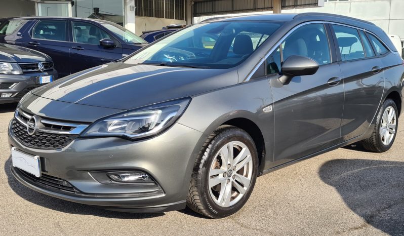 Opel Astra 1.6 CDTi Sports Sw Business “NAVI-CRUISE-PDC-LED” completo