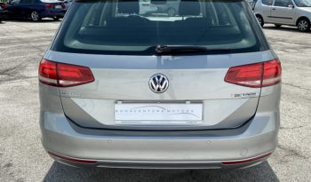 Volkswagen Passat Variant 1.6 TDI SCR DSG Business “PDC-CRUISE-NAVI” completo