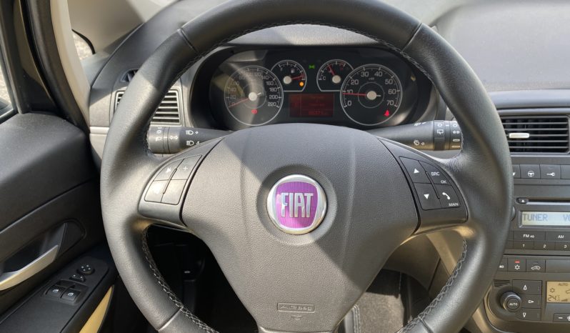 Fiat Grande Punto 1.4 5 porte Dynamic completo
