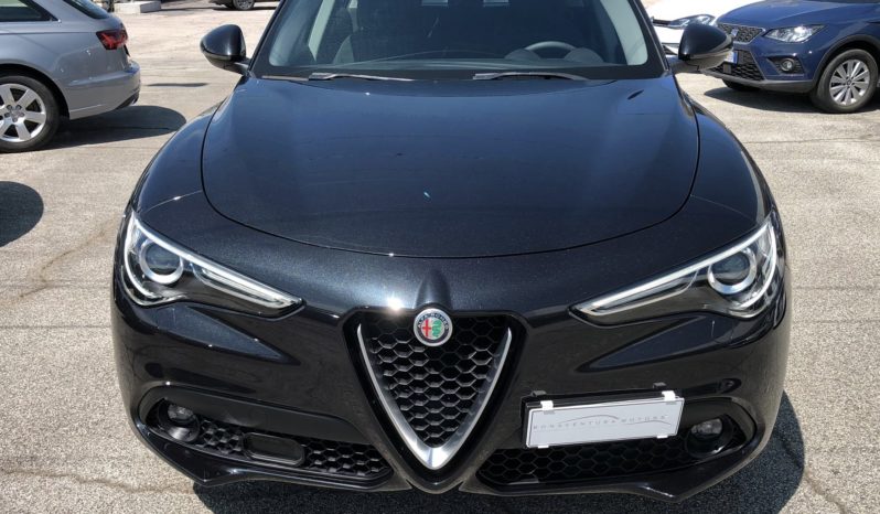 Alfa Romeo Stelvio 2.2 Turbodiesel 180CV AT8 Q4 Business “PAD-NAVI-CRUISE” completo