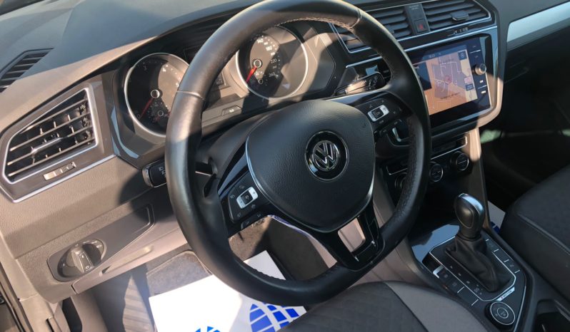 VW Tiguan 2.0TDI SCR DSG 4MOTION Business “PDC-NAVI-CRUISE” completo
