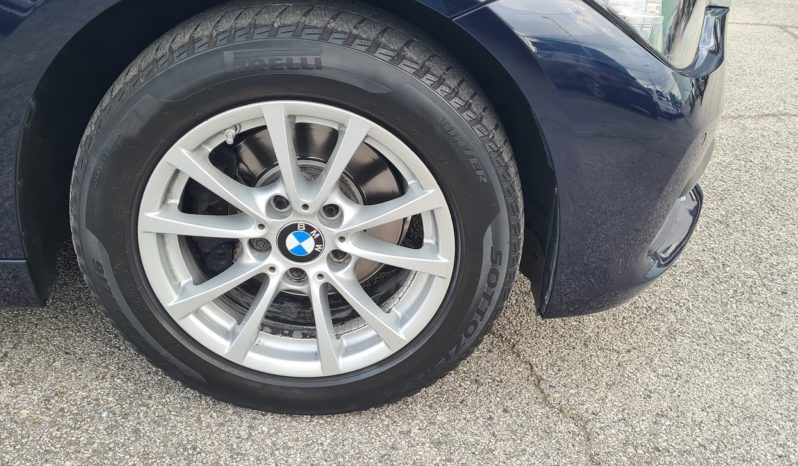 BMW 316 D Touring Business Advantage aut. “NAVI-PDC-CRUISE” completo