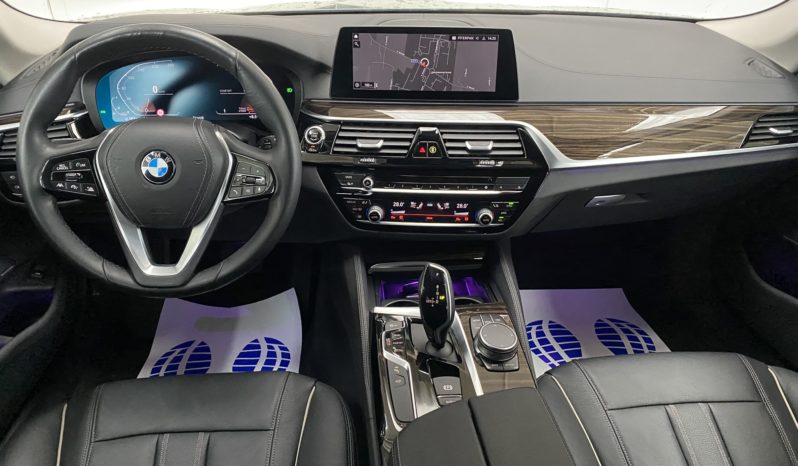 BMW 530I Touring xdrive Luxury auto “TELECAMERA 360” completo