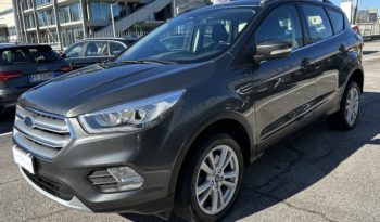 Ford Kuga 2.0 tdci Business s&s 2wd 120cv Pshift “PDC-NAVI-CRUISE” completo