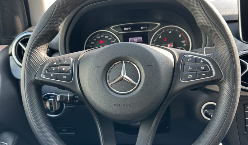 Mercedes-Benz B 180 d (cdi) Business auto “RETROCAMERA-CRUISE-NAVI“ completo