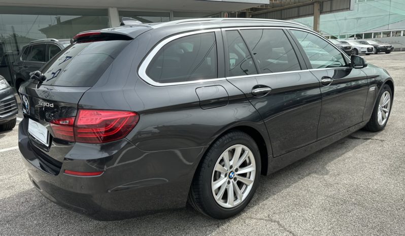 BMW 530d Touring xdrive Business auto “TETTO PANORAMICO“ completo