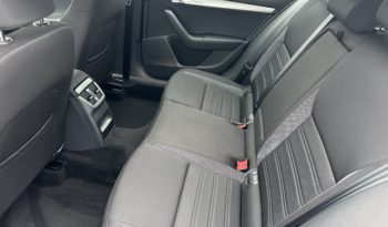 Skoda Octavia Wagon 1.6 tdi Executive 115cv “PDC-NAVI-CRUISE“ completo