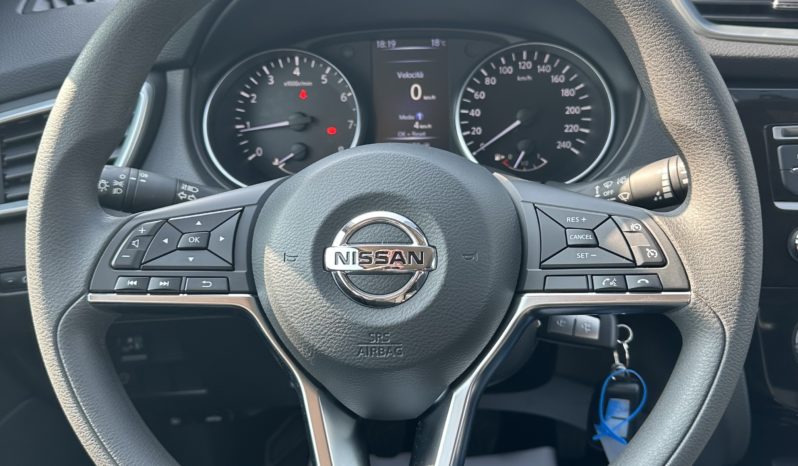 Nissan Qashqai 1.3 dig-t Visia 140cv  “33.000KM” completo