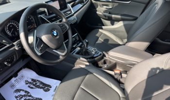 BMW 218i Active Tourer Advantage “PDC-NAVI-CRUISE” completo