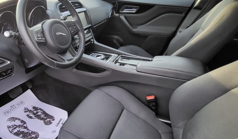 Jaguar F-Pace 2.0d Pure awd 180cv auto “PDC-CRUISE-CAMERA” completo