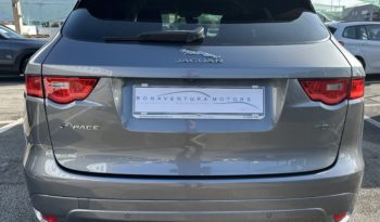 Jaguar F-Pace 2.0d Pure awd 180cv auto “PDC-CRUISE-CAMERA” completo