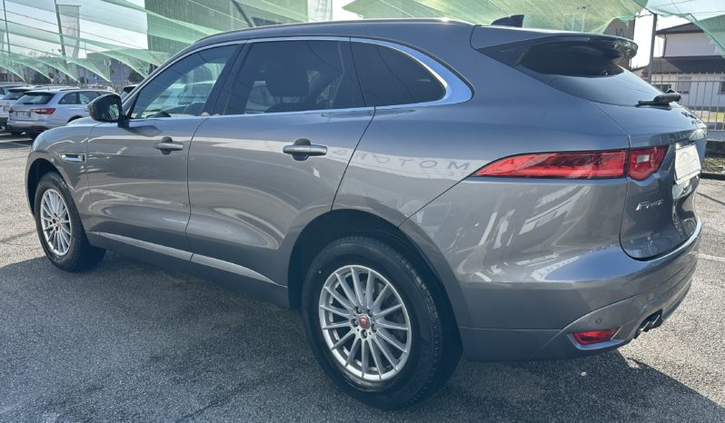 Jaguar F-Pace 2.0d Pure awd 180cv auto “PDC-CRUISE-CAMERA” completo