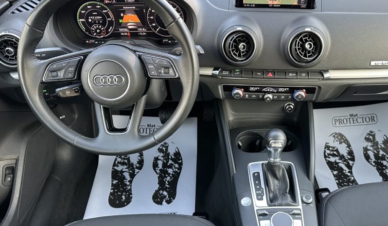 Audi A3 Sportback 1.4 tfsi e-tron 204CV Admired s-tronic completo