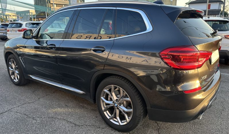 BMW X3 30e X-drive Luxury auto “VIRTUAL-CAMERA 360°-NAVI” completo