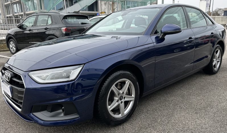 Audi A4 35 2.0 tfsi mhev Business 150cv S-tronic berlina completo