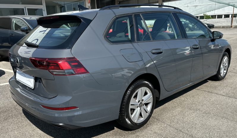Volkswagen Golf Variant 2.0 TDI SCR Life 115Cv “PREZZO REALE SENZA FINANZIAMENTO” completo