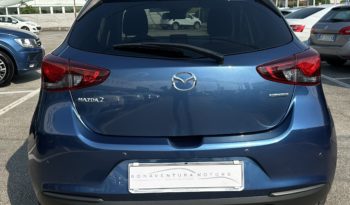 Mazda 2 1.5 m-hybrid 90cv completo