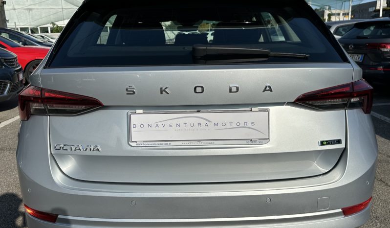 Skoda Octavia Wagon 1.0 eTsi  DSG Ambition “PDC-NAVI-CRUISE” completo