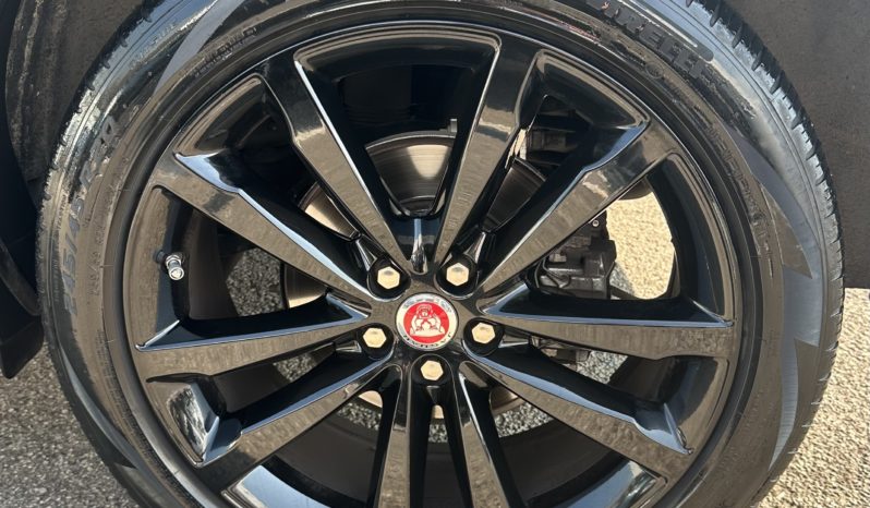 Jaguar E-Pace 2.0d i4 R-Dynamic S awd 180cv auto completo
