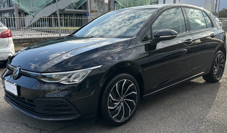 Volkswagen Golf 1.0 etsi evo Life 110cv dsg “PDC-CRUISE” completo