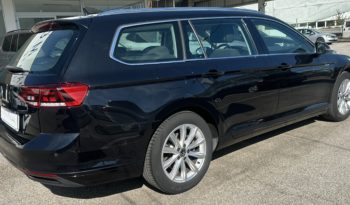 Volkswagen Passat Variant 2.0 tdi Business 122cv dsg “PDC-NAVI-CRUISE” completo