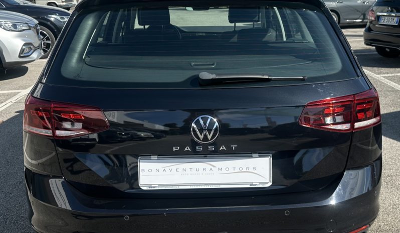Volkswagen Passat Variant 2.0 tdi Business 122cv dsg “PDC-NAVI-CRUISE” completo