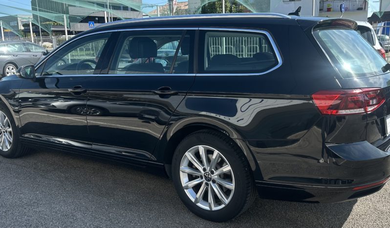 Volkswagen Passat Variant 2.0 tdi Business 122cv dsg “PDC-NAVI-CRUISE” completo