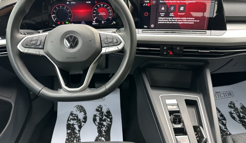 Volkswagen Golf 1.0 etsi evo Life 110cv dsg completo