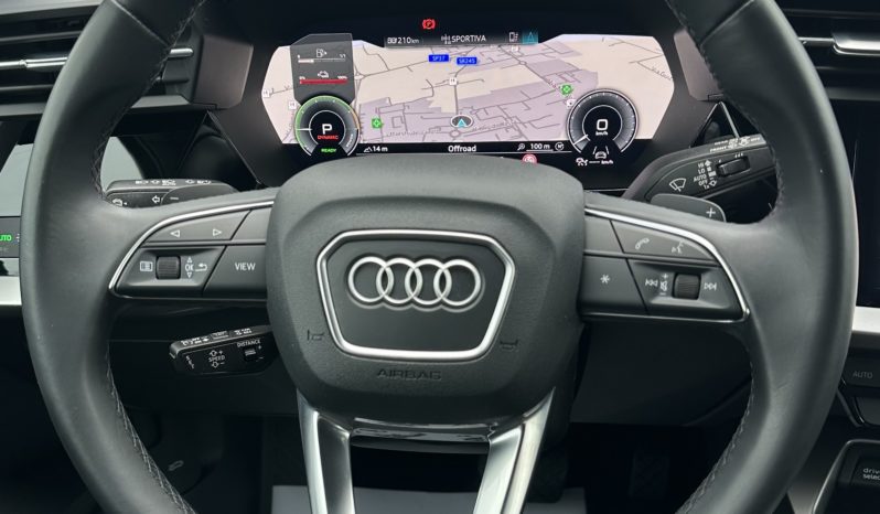 Audi A3 Sportback 1.4 tfsi-e Business Advanced 204Cv completo