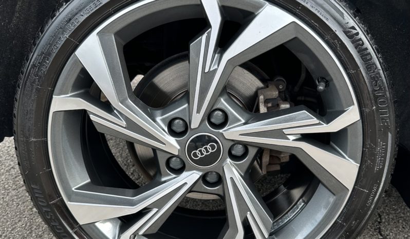 Audi A3 Sportback 1.4 tfsi-e Business Advanced 204Cv completo