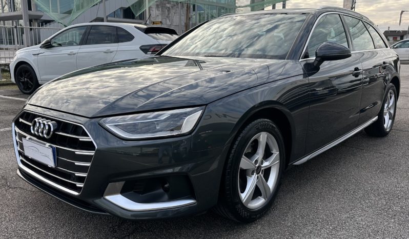 Audi A4 Avant 35 2.0 tdi mhev Advanced  163cv S-tronic completo